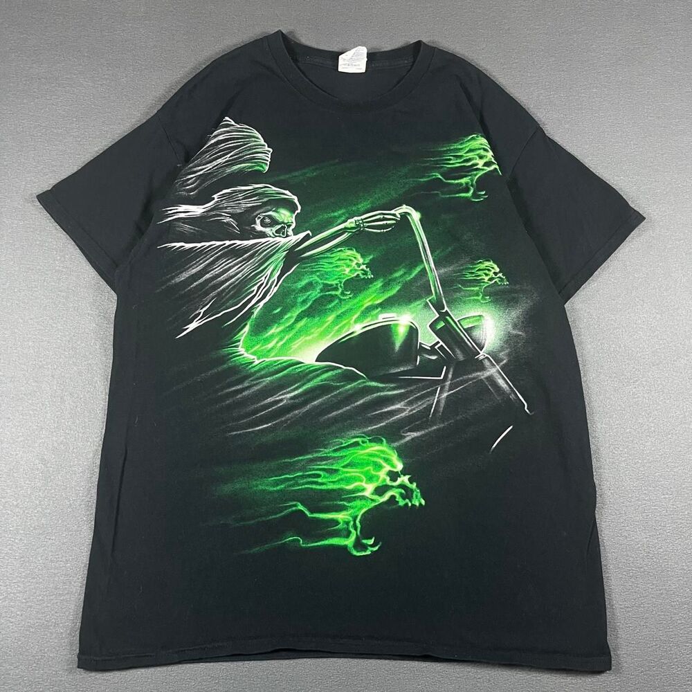 Gildan Men's Black T-shirt